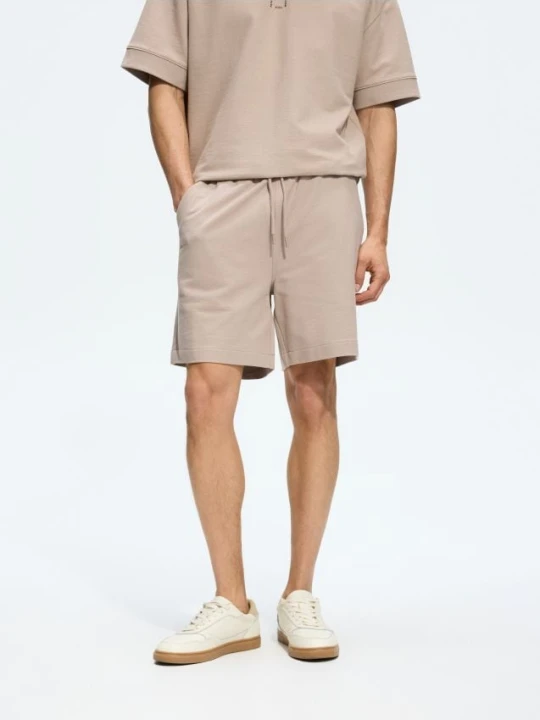 Foto del prodotto Reserved - Pantaloncini regular fit - beige