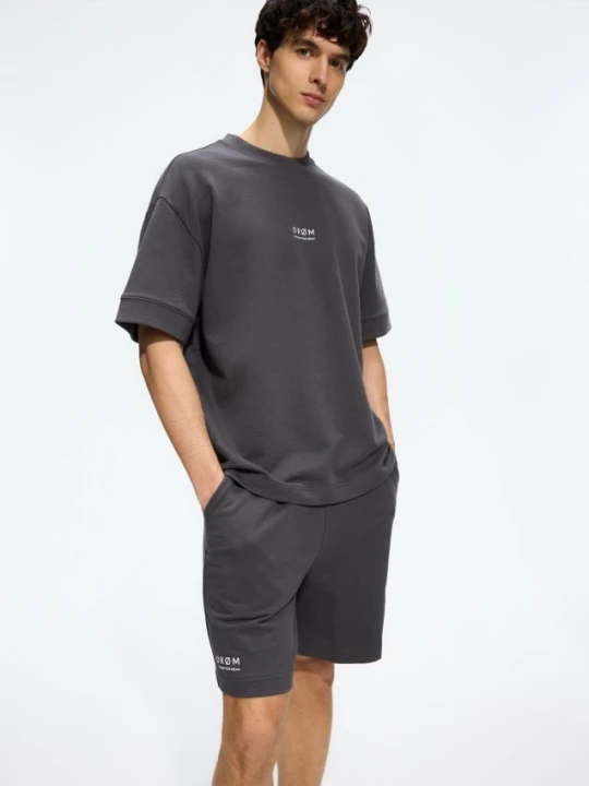 Foto del prodotto Reserved - Pantaloncini regular fit - grigio scuro