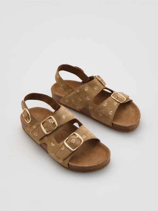 Foto del prodotto Reserved - Sandali con pelle - caffè