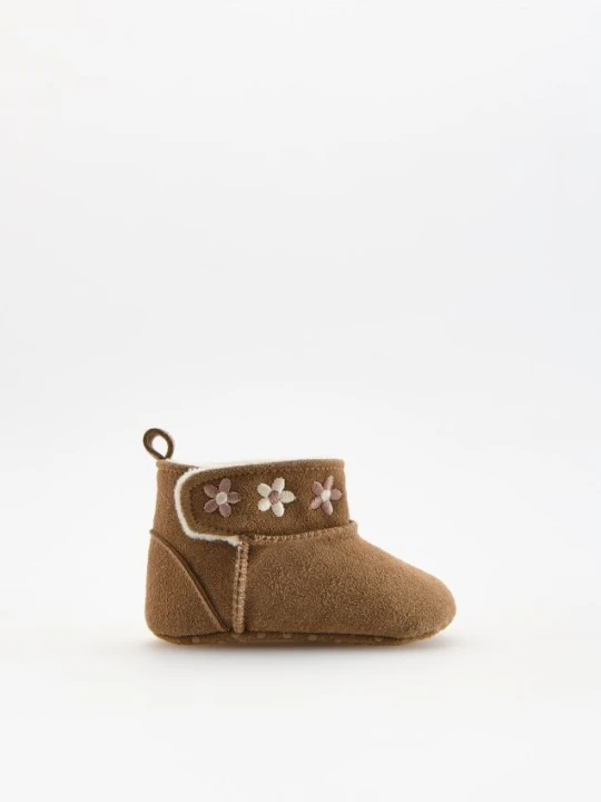Foto del prodotto Reserved - Scarpe in simil camoscio - beige