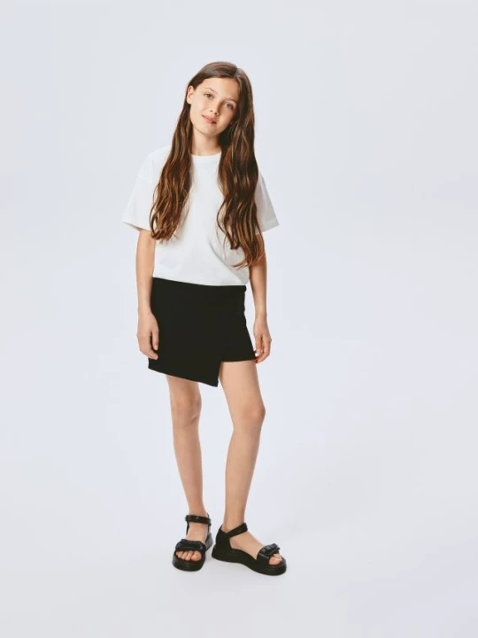 Foto del prodotto Reserved - Shorts con risvolto - nero