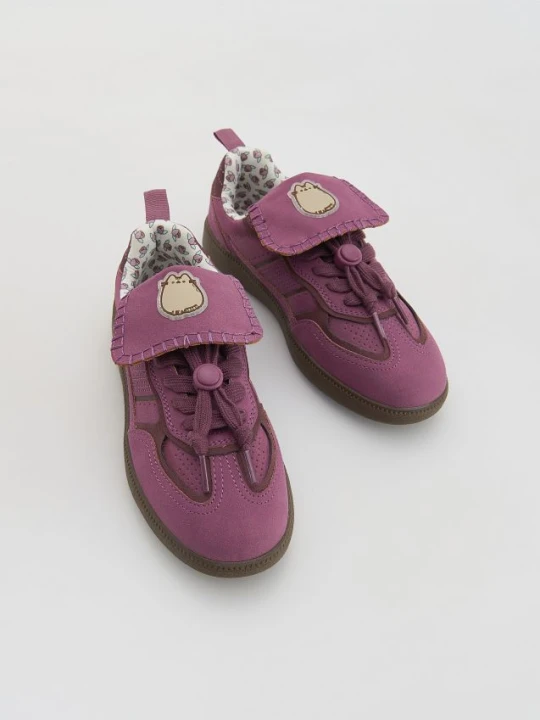 Foto del prodotto Reserved - Sneakers Pusheen - rosa cipria