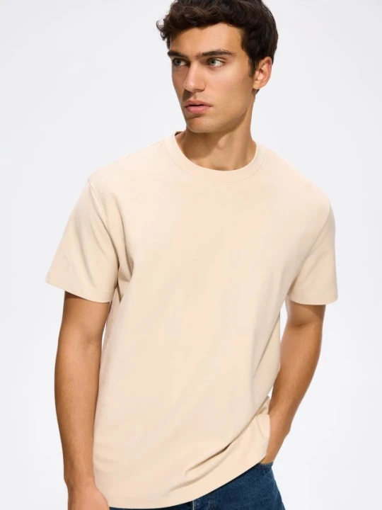 Foto del prodotto Reserved - T-shirt strutturata comfort fit - beige