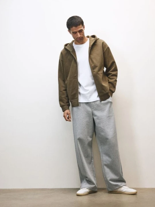 Foto del prodotto Reserved - Top da jogging con zip e cappuccio - verde
