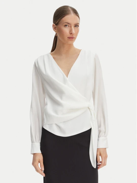 Foto del prodotto Rinascimento Camicia CFC0127578003 Bianco Regular Fit