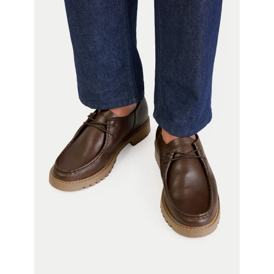 Foto del prodotto Scarpe basse Guess Jeans EO-FOX-03 MI08 Marrone scuro