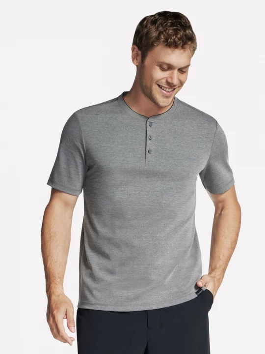 Foto del prodotto Skechers Uomo Off Duty corto Sleeve Henley in Carbone, Taglia Piccolo