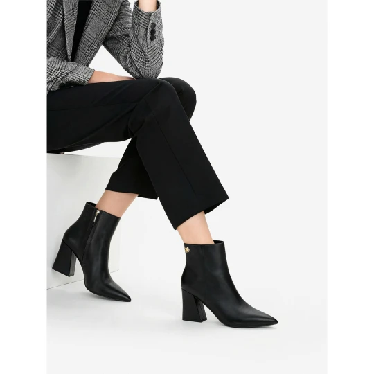 Foto del prodotto Stivaletti Nine West CEO-AIDA-01 Nero