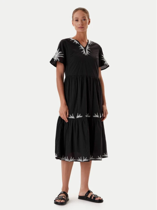 Foto del prodotto Tatuum Vestito estivo Ayo T2509.202 Nero Relaxed Fit