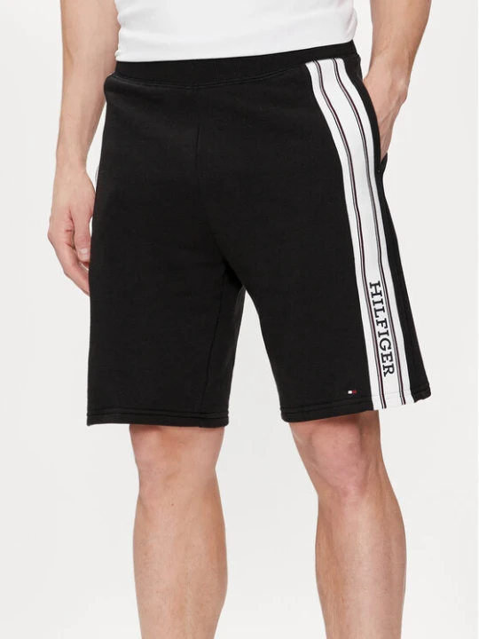 Foto del prodotto Tommy Hilfiger Pantaloncini sportivi UM0UM03200 Nero Regular Fit