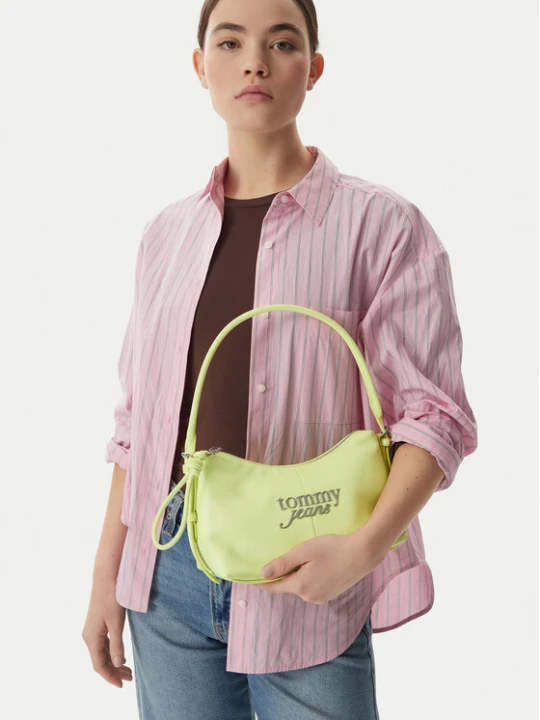 Foto del prodotto Tommy Jeans Borsetta Metal Logo Shoulder Bag AW0AW18468 Verde