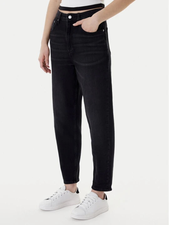 Foto del prodotto Tommy Jeans Jeans DW0DW22442 Nero Mom Fit