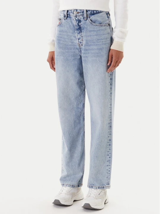 Foto del prodotto Tommy Jeans Jeans Layla DW0DW20498 Blu Straight Fit