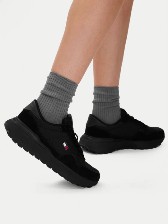 Foto del prodotto Tommy Jeans Sneakers Modern Runner Mix EN0EN03100 Nero