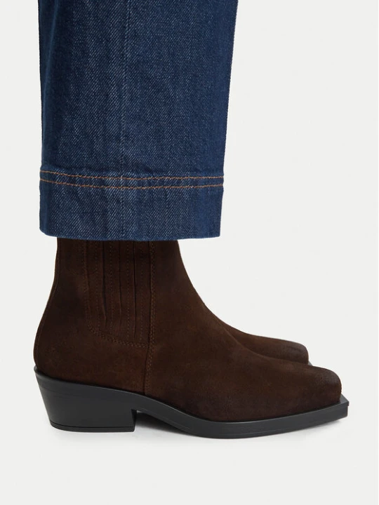 Foto del prodotto Tommy Jeans Stivaletti Tjw Suede Cowboy Boots EN0EN03142 Marrone scuro