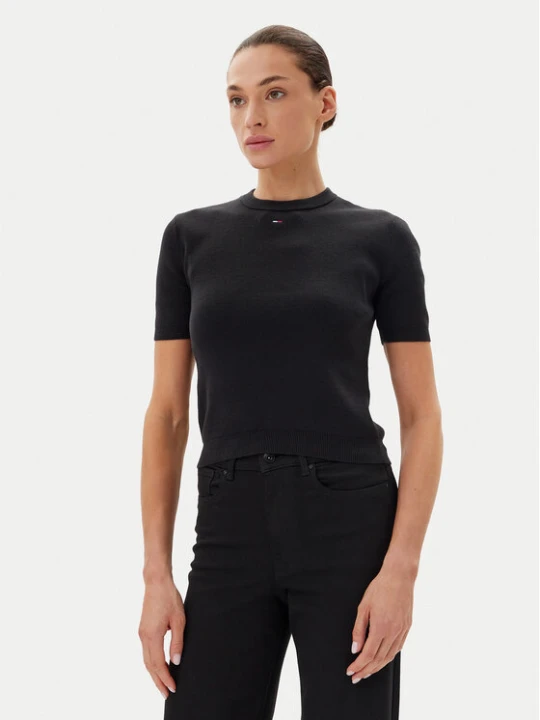 Foto del prodotto Tommy Jeans T-shirt Essential DW0DW19336 Nero Regular Fit