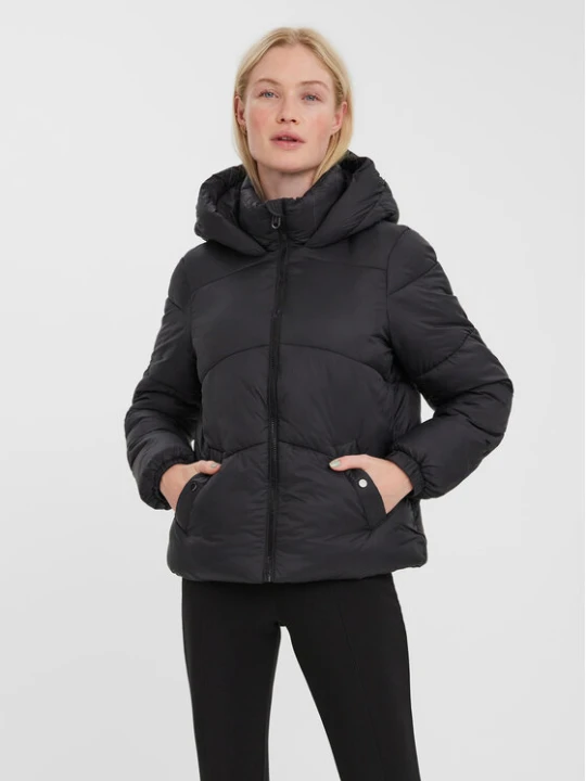 Foto del prodotto Vero Moda Giubbotto invernale 10273951 Nero Regular Fit