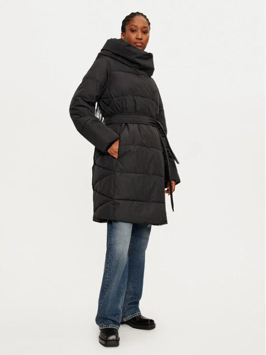 Foto del prodotto Vero Moda Giubbotto invernale Leonie Kate 10320520 Nero Loose Fit