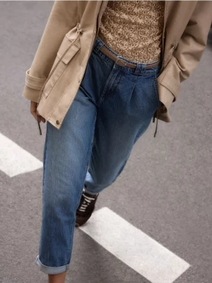 Foto del prodotto Mohito - Jeans con cintura - blu