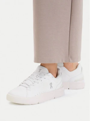 Foto del prodotto On Sneakers The Roger Advantage 3WF3039 Bianco