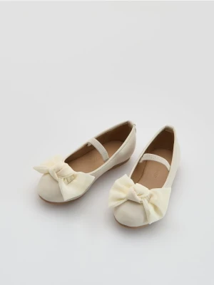 Foto del prodotto Reserved - Ballerine con dettaglio a fiocco - panna