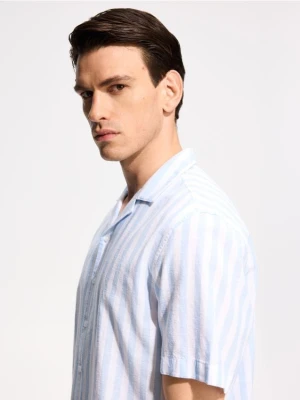 Foto del prodotto Reserved - Camicia comfort fit in cotone - blu pallido