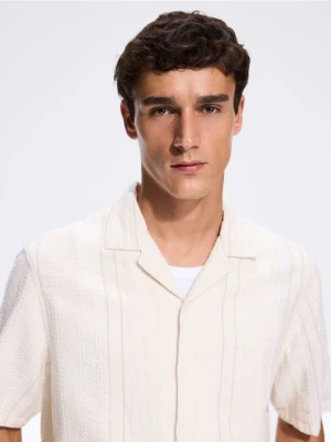 Foto del prodotto Reserved - Camicia comfort strutturata - panna