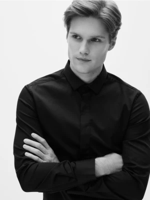 Foto del prodotto Reserved - Camicia semplice super slim fit - nero