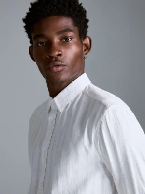 Foto del prodotto Reserved - Camicia slim fit in misto cotone - panna