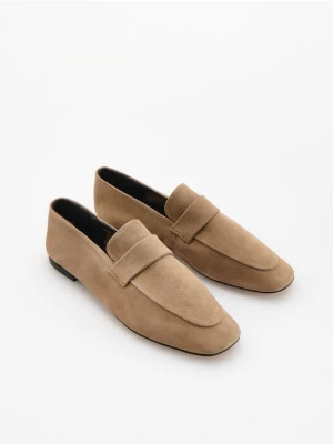 Foto del prodotto Reserved - Mocassini in camoscio - beige