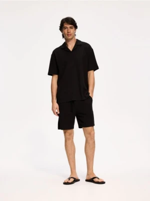 Foto del prodotto Reserved - Pantaloncini strutturati regular - nero