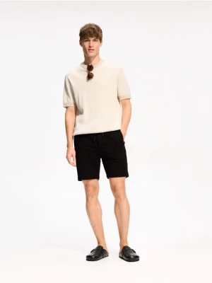 Foto del prodotto Reserved - Pantaloncini tuta regular fit - nero