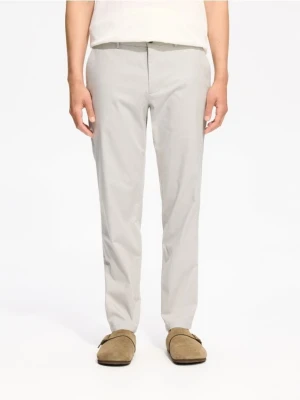 Foto del prodotto Reserved - Pantaloni slim in misto lana - grigio chiaro
