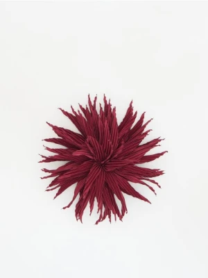 Foto del prodotto Reserved - Spilla a forma di fiore - bordeaux