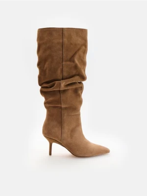 Foto del prodotto Reserved - Stivali in camoscio con tacco - beige