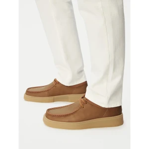 Foto del prodotto Scarpe basse Clarks Torview 26187196 Marrone